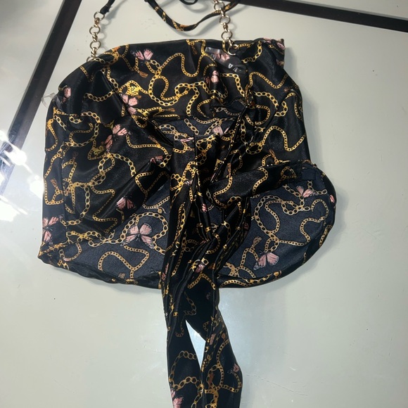 Top - Picture 2 of 2